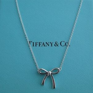 Authentic Tiffany &Co. Retired Sterling Silver darling bow necklace w bag